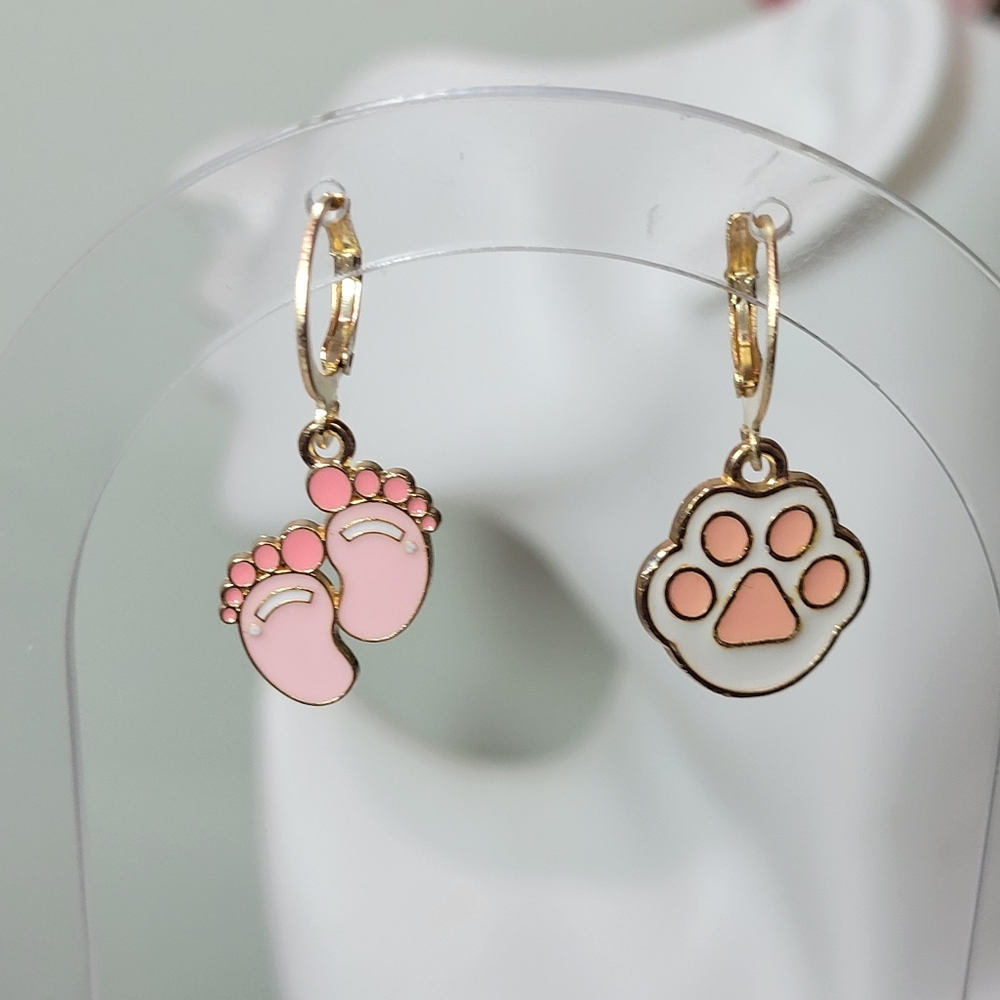 Pet PAW Human Feet Mismatched huggie White/Gold Earrings Hand Crafted - Picture 1 of 3
